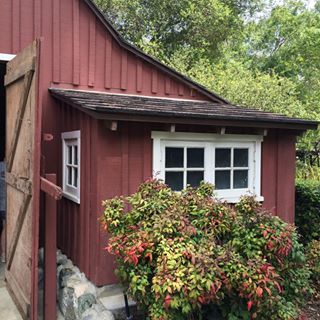 Walt Disney was so much more than Disneyland. My favorite Disney spot to visit is his Carolwood barn fondly known as the Birthplace of Imagineering. It housed his live steamed railroad that ran around his home, displayed his love for the railroad in general and so much more. I loved taking sage with her dad and grandpa here. Trains are cool and Walt is well, Walt! This place is History meets Disney Magic! My favorite!!!.....#waltdisney #carolwoodbarn #carolwoodpacific #carolwoodpacifichistoricalsociety #disneyhistory #americanrailroad #exploreamerica #travelamerica #disneysamerica #disneycelebratesamerica #uniquelyamerican #disneymagic #historicrailroad #historygirls #historygirlstravel #ohmydisney #morethandisneyland #walttheman