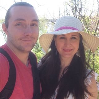 There are many places I love. The Rocky Mountains. Montana in general... but there is something ridiculously special about Mt Vernon Virginia. I am continually drawn to George and Martha’s home. I have been my whole life. Beyond nostalgia, there is something deeply peaceful here and it’s a place to connect with history, with our country, and with each other. There is indeed something intoxicating about walking where the first President walked. Looking at the trees that have seen this country come to be. The ladies who saved this property preserved it with the idea that it would be acceptable and encourage her every American to visit. I would echo that message especially in these modern times. Reconnect with our paths to understand our present and figure out our future….....#mtvernon #historyisfun #georgewashingtonslepthere #americanhistory #1776 ##1776united #exploreamerica #travelamerica #historygirls #historygirlstravel #visitvirginia #virginiaisforlovers #historyblogger #bloggingthatmatters #familyblogger #americanfamily #americanblogger #teachyourchildrenwell #wereallinthistogether #virginiaisforgistorylovers #visitvirginia